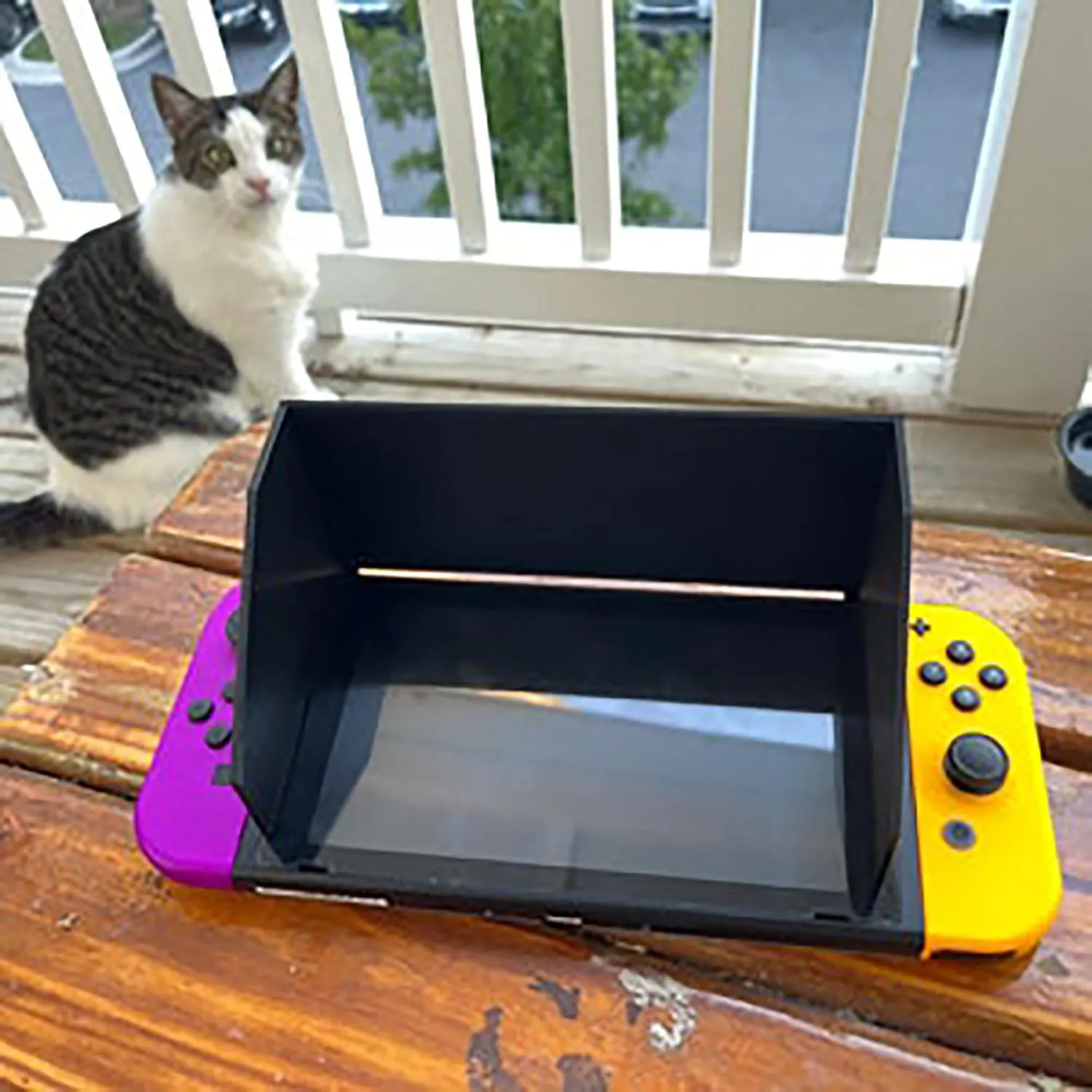 Sun Shield for Nintendo Switch, Handheld Anti-Glare Console Protector for Outdoor Play, Custom 3D Printed Protective Screen Guard (Black)